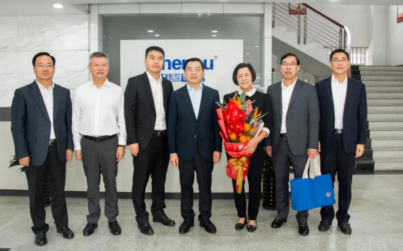 浙江省委常委温州市委书记陈伟俊走访慰问申瓯通信 浙江省委常委温州市委书记陈伟俊走访慰问申瓯通信
